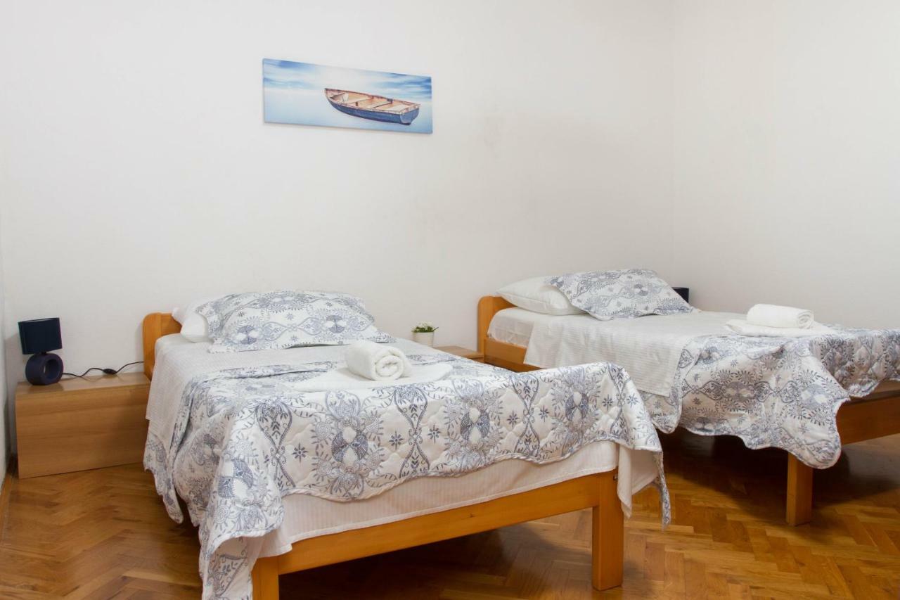 Lavanda Milna  Kültér fotó
